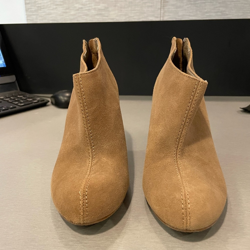 Ann Klein booties